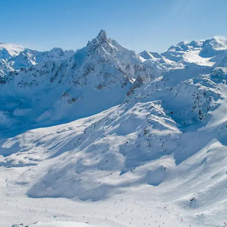 Skis Aux Pieds Avec Parking Et Wifi A 1850 - Fr-1-575-178 Apartment Courchevel